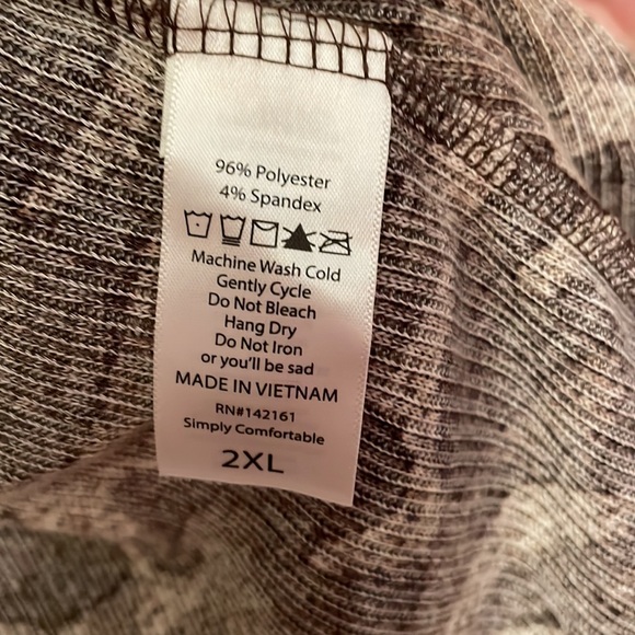 Nanette layering piece - Picture 3 of 3